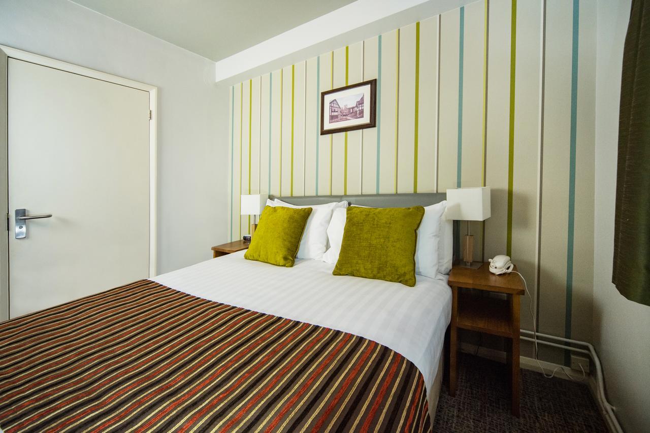 Henley Hotel Bagian luar foto