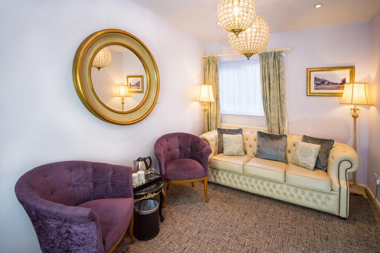 Henley Hotel Bagian luar foto