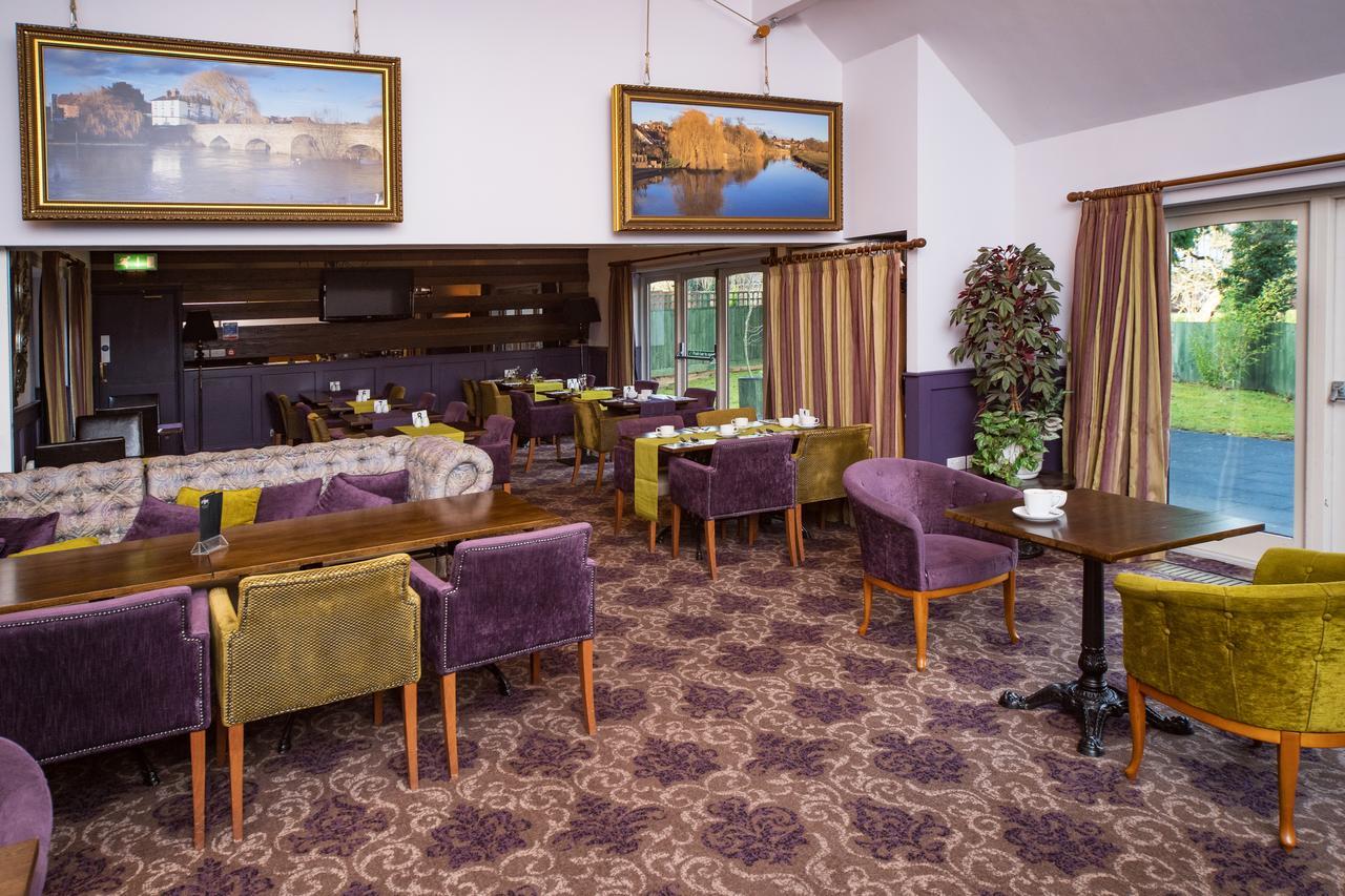 Henley Hotel Bagian luar foto